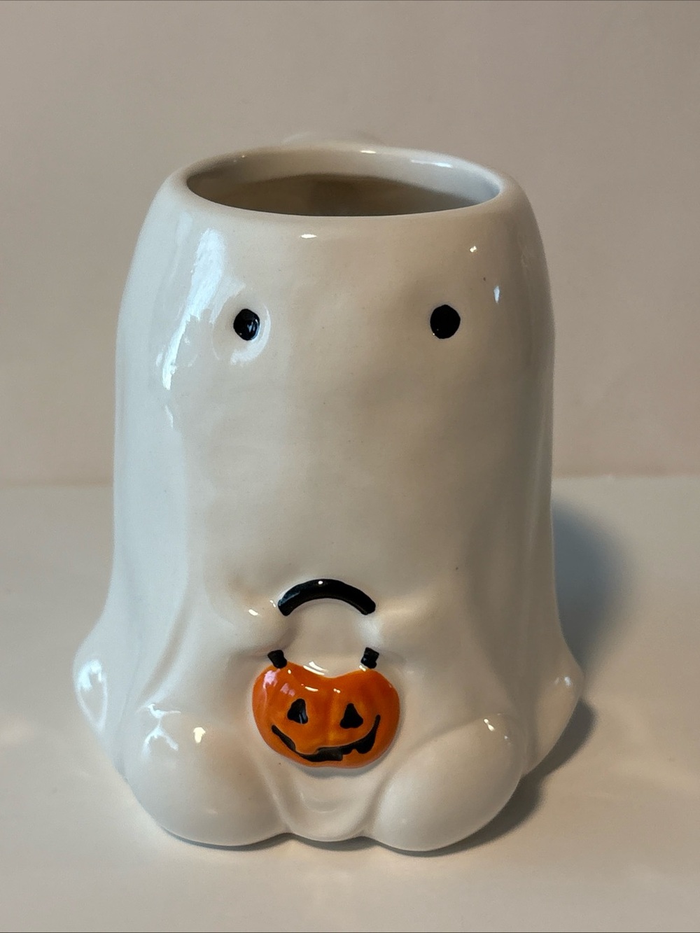 Pottery Barn 25 oz Ghost Stoneware Mug New